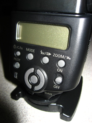 Canon-Speedlite-430EX-Flash-Review-015