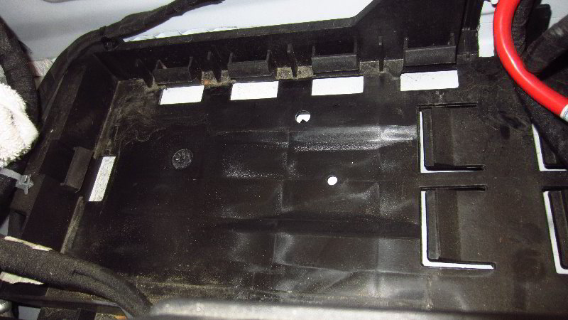 Chevrolet-Colorado-12V-Automotive-Battery-Replacement-Guide-028