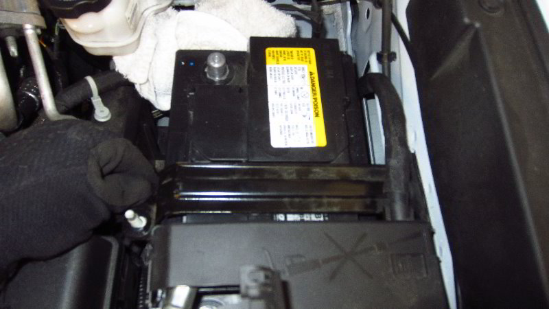 Chevrolet-Colorado-12V-Automotive-Battery-Replacement-Guide-043
