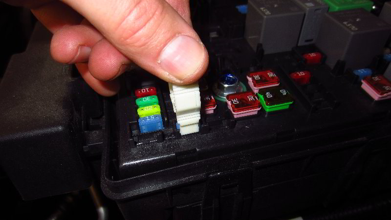 Chevrolet-Colorado-Electrical-Fuse-Replacement-Guide-015