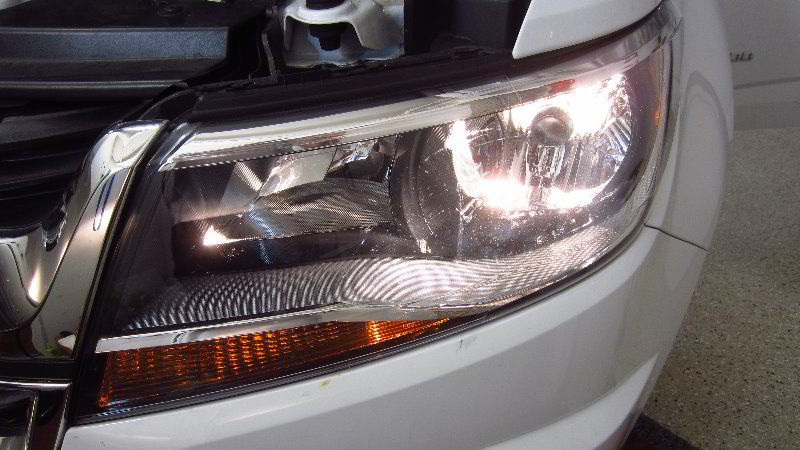 Chevrolet-Colorado-Headlight-Bulbs-Replacement-Guide-050