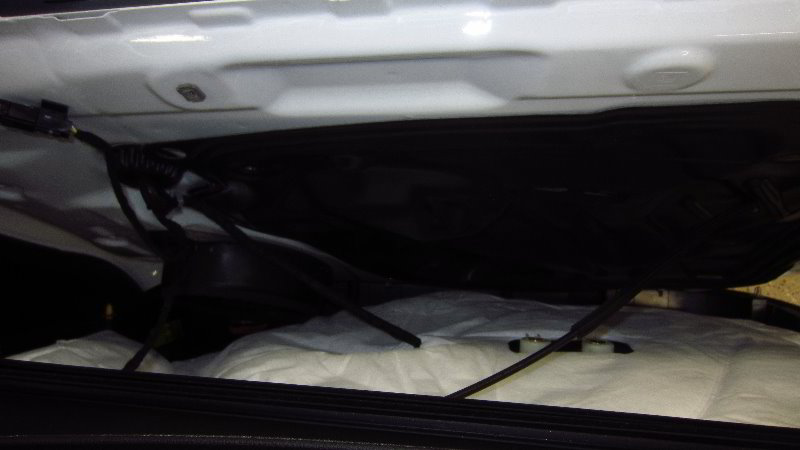 Chevrolet-Colorado-Interior-Door-Panel-Removal-Speaker-Replacement-Guide-024