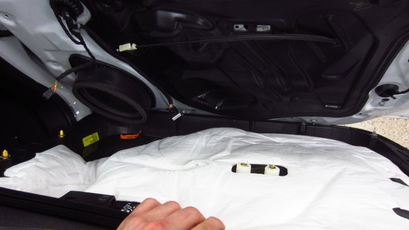 Chevrolet-Colorado-Interior-Door-Panel-Removal-Speaker-Replacement-Guide-043