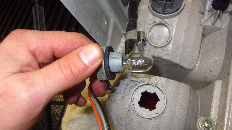 Chevrolet-Colorado-Tail-Light-Bulbs-Replacement-Guide-017