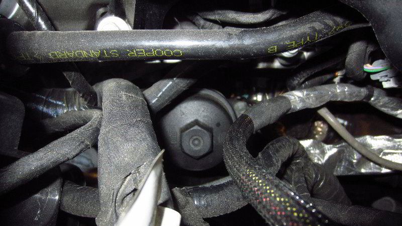 Chevrolet-Colorado-V6-Engine-Oil-Change-Filter-Replacement-Guide-012