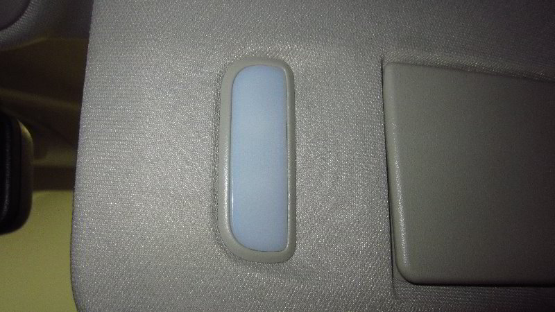 Chevrolet-Colorado-Vanity-Mirror-Light-Bulbs-Replacement-Guide-014