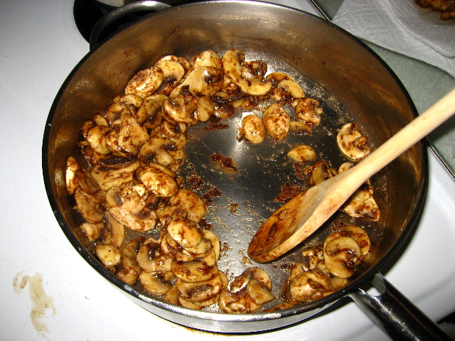 Chicken-Marsala-Recipe-Guide-012