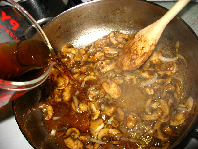 Chicken-Marsala-Recipe-Guide-017