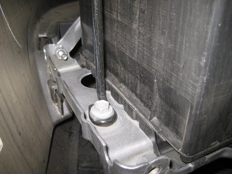 Chrysler-200-12V-Automotive-Battery-Replacement-Guide-028