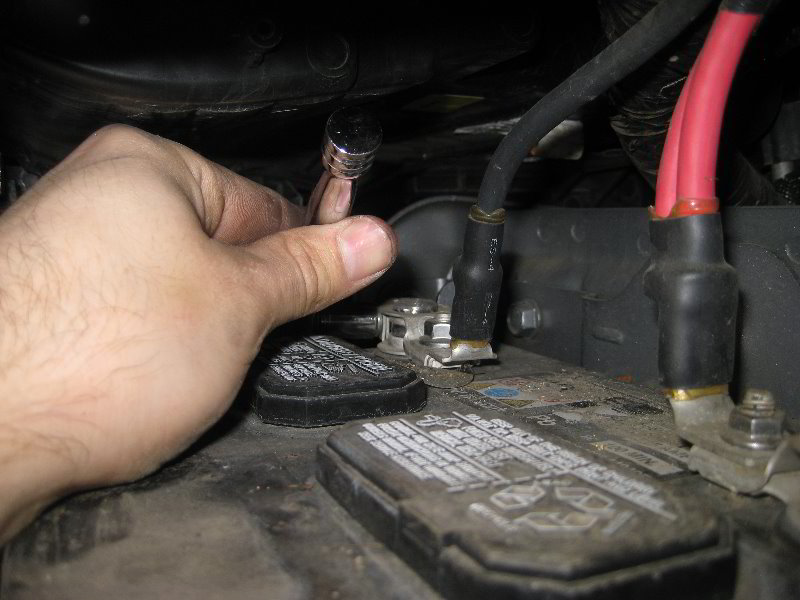 Chrysler-200-12V-Automotive-Battery-Replacement-Guide-031