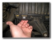 Chrysler-200-Engine-Air-Filter-Replacement-Guide-003