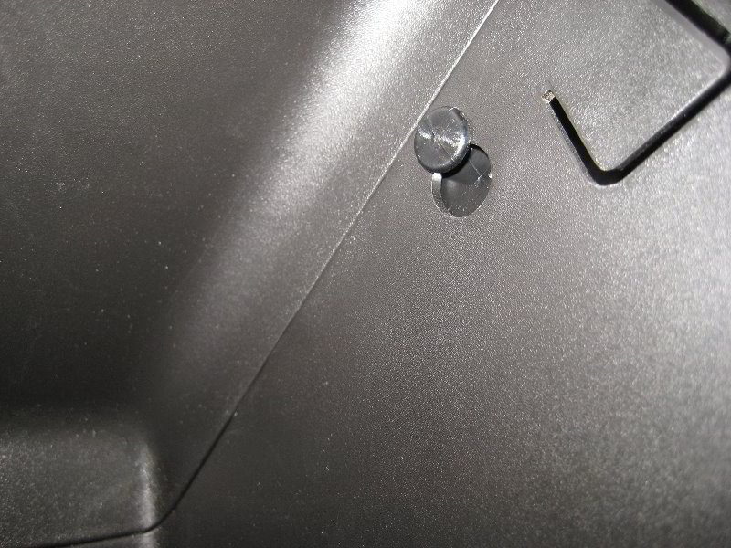 Chrysler-200-HVAC-Cabin-Air-Filter-Replacement-Guide-006