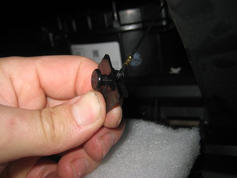 Chrysler-200-HVAC-Cabin-Air-Filter-Replacement-Guide-007