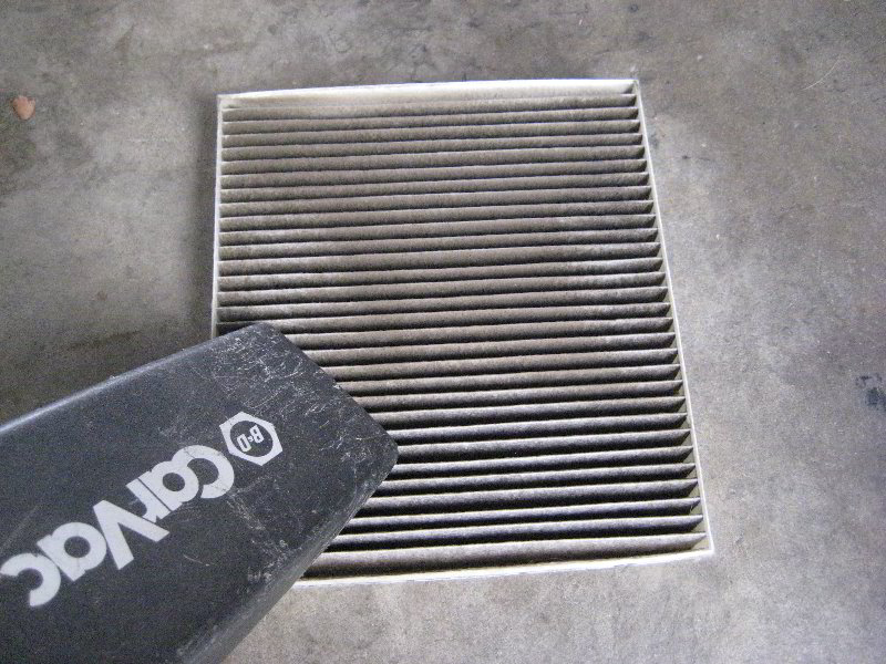Chrysler-200-HVAC-Cabin-Air-Filter-Replacement-Guide-016