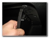 Chrysler-200-HVAC-Cabin-Air-Filter-Replacement-Guide-004