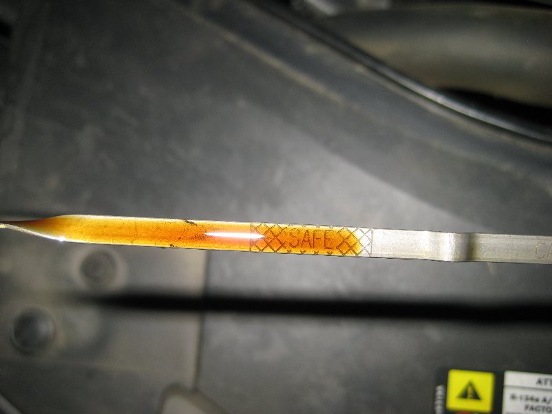 Chrysler-200-I4-Engine-Oil-Change-Filter-Replacement-Guide-021