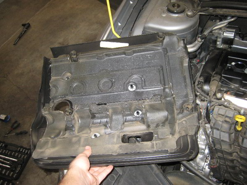 Chrysler-200-World-I4-Engine-Spark-Plugs-Replacement-Guide-003