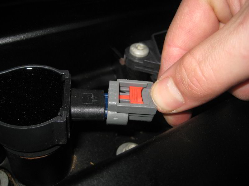 Chrysler-200-World-I4-Engine-Spark-Plugs-Replacement-Guide-008