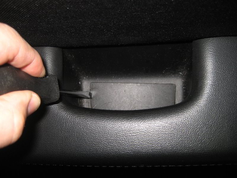 Chrysler-200-Interior-Door-Panel-Removal-Guide-004
