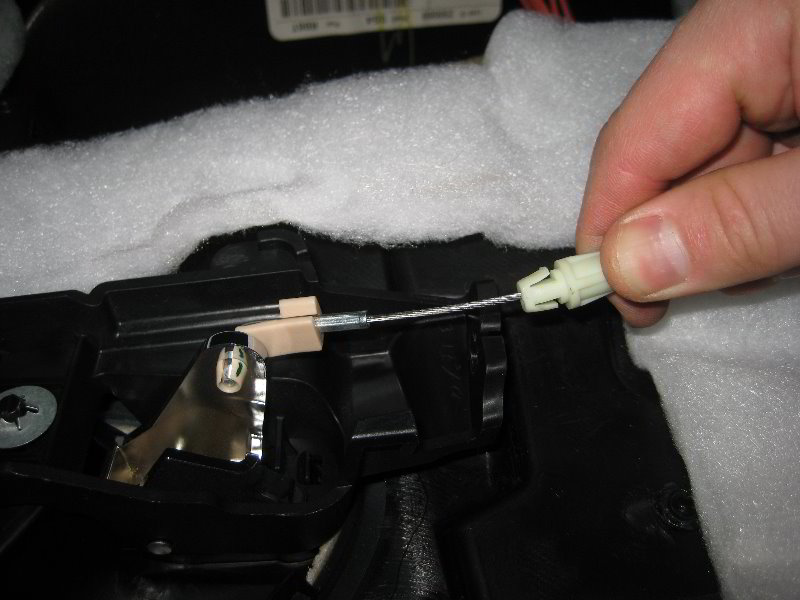 Chrysler-200-Interior-Door-Panel-Removal-Guide-019