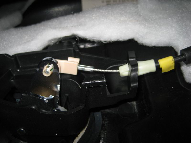 Chrysler-200-Interior-Door-Panel-Removal-Guide-035