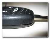 Chrysler-200-Key-Fob-Battery-Replacement-Guide-003