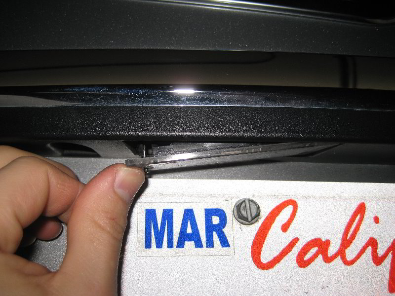 Chrysler-200-License-Plate-Light-Bulbs-Replacement-Guide-013