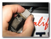 Chrysler-200-License-Plate-Light-Bulbs-Replacement-Guide-011