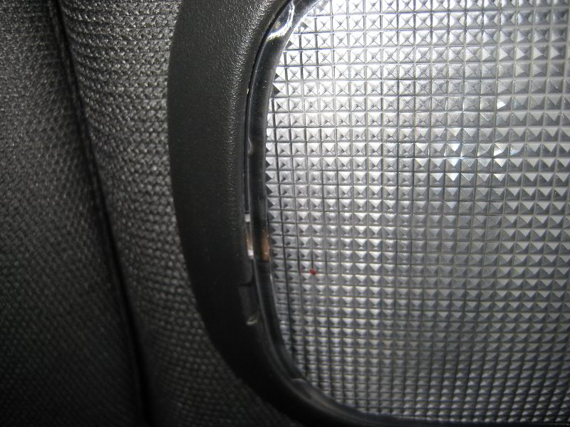 Chrysler-200-Map-Light-Bulbs-Replacement-Guide-002