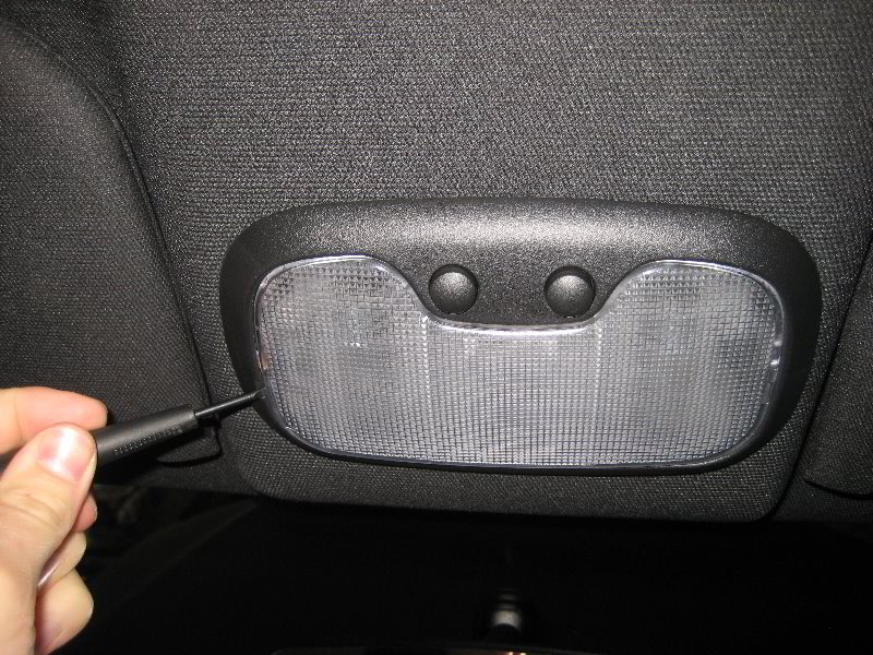 Chrysler-200-Map-Light-Bulbs-Replacement-Guide-003
