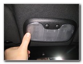 Chrysler-200-Map-Light-Bulbs-Replacement-Guide-011