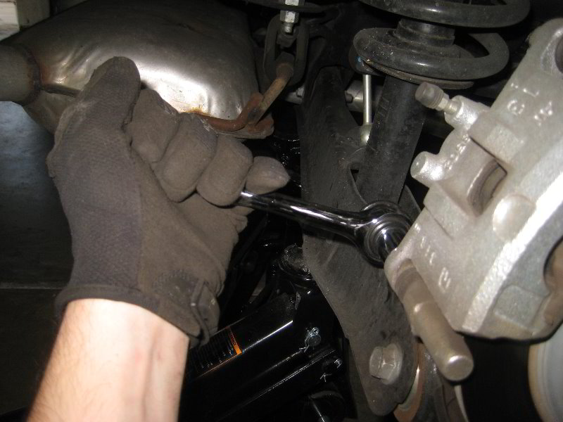 Chrysler200RearDiscBrakePadsReplacementGuide007