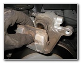 Chrysler-200-Rear-Disc-Brake-Pads-Replacement-Guide-011