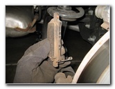 Chrysler-200-Rear-Disc-Brake-Pads-Replacement-Guide-020