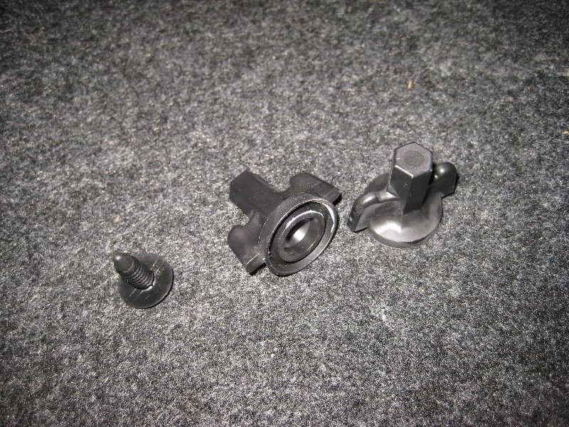 Chrysler-200-Reverse-Tail-Light-Bulbs-Replacement-Guide-010