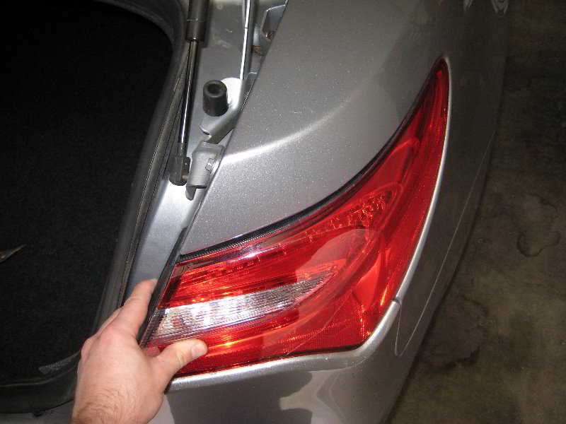 Chrysler-200-Reverse-Tail-Light-Bulbs-Replacement-Guide-023