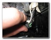 Chrysler-200-Reverse-Tail-Light-Bulbs-Replacement-Guide-021