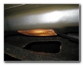 Chrysler-200-Trunk-Light-Bulb-Replacement-Guide-003