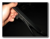 Chrysler-200-Windshield-Wiper-Blades-Replacement-Guide-006