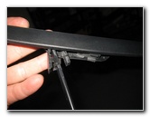Chrysler-200-Windshield-Wiper-Blades-Replacement-Guide-010