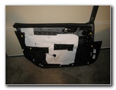 Chrysler-300-Interior-Door-Panel-Removal-Speaker-Upgrade-Guide-035