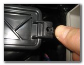 Chrysler-Pacifica-Minivan-Cabin-Air-Filter-Replacement-Guide-020