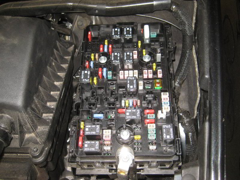 Chrysler-Pacifica-Minivan-Electrical-Fuse-Replacement-Guide-006