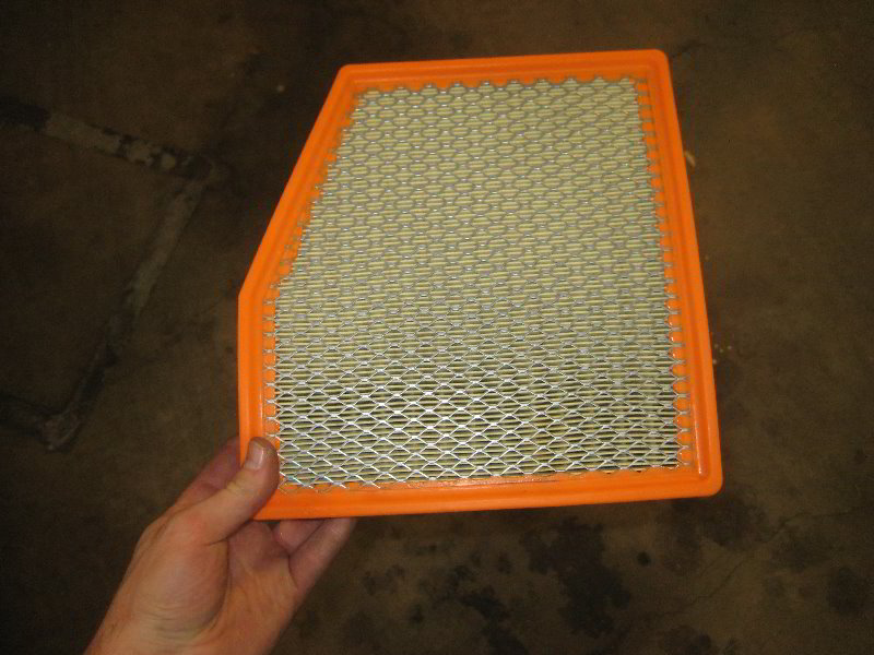 Chrysler-Pacifica-Minivan-Engine-Air-Filter-Replacement-Guide-007