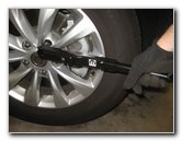 Chrysler-Pacifica-Minivan-Front-Brake-Pads-Replacement-Guide-002