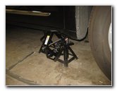 Chrysler-Pacifica-Minivan-Front-Brake-Pads-Replacement-Guide-003