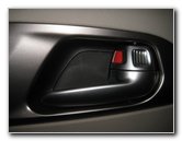 Chrysler-Pacifica-Minivan-Interior-Door-Panel-Removal-Guide-002