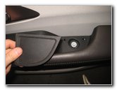 Chrysler-Pacifica-Minivan-Interior-Door-Panel-Removal-Guide-006