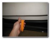 Chrysler-Pacifica-Minivan-Interior-Door-Panel-Removal-Guide-012