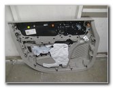 Chrysler-Pacifica-Minivan-Interior-Door-Panel-Removal-Guide-029